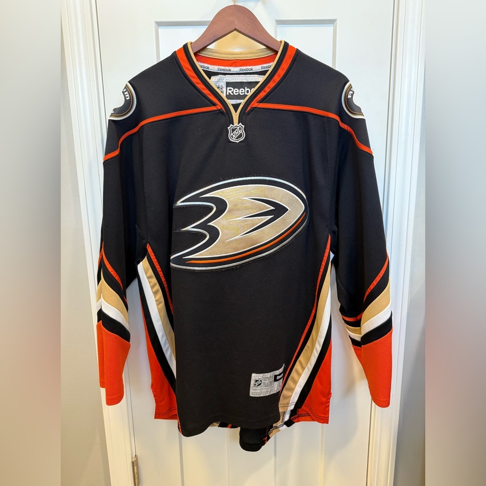 NHL Anaheim Ducks Hockey Jersey, Size Large